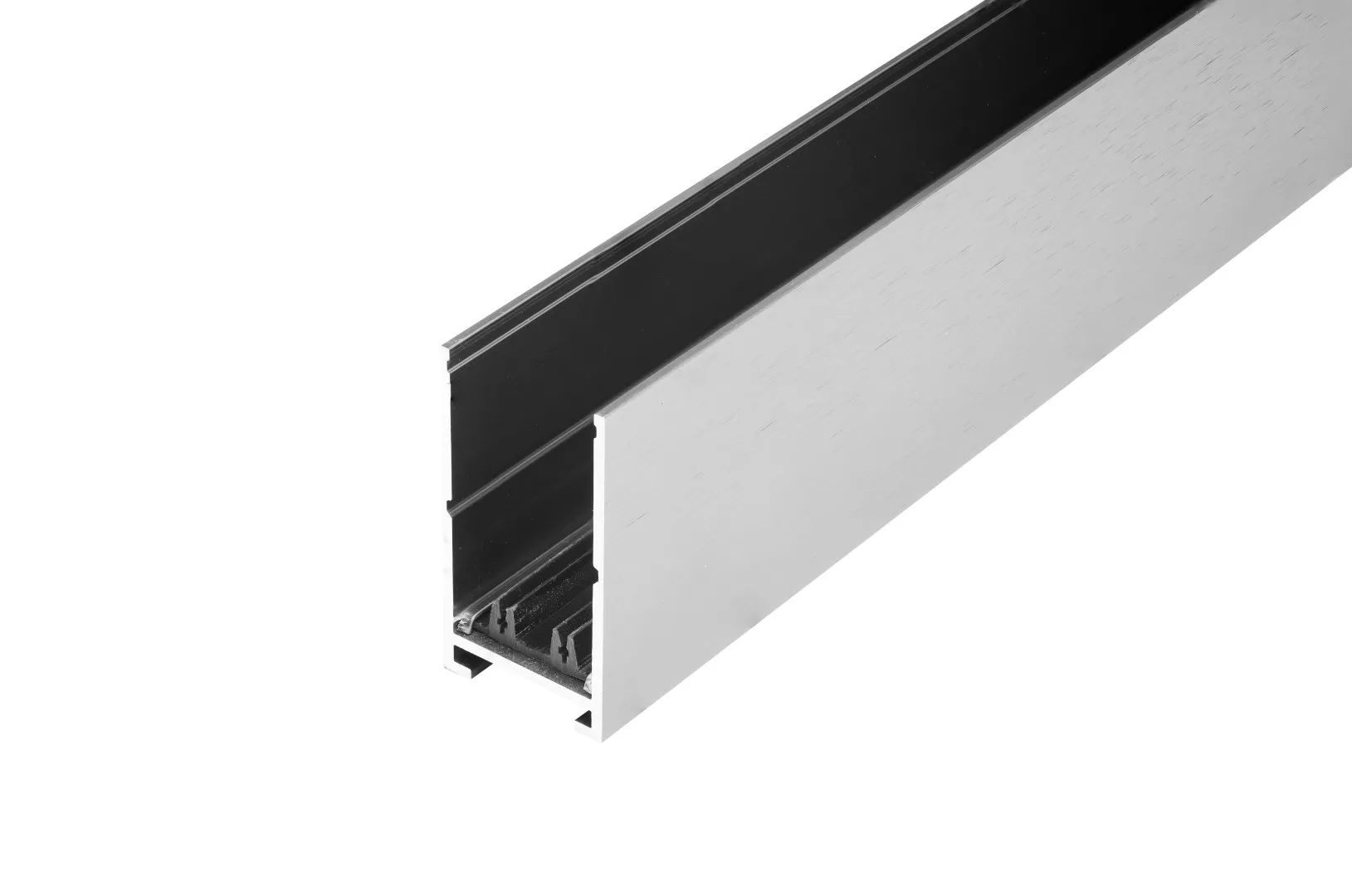 BETA TRACK MAGNETIC57 230V 3m ANODISED SILVER